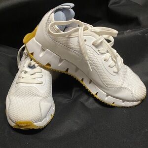 Reebok White Athletic Shoes